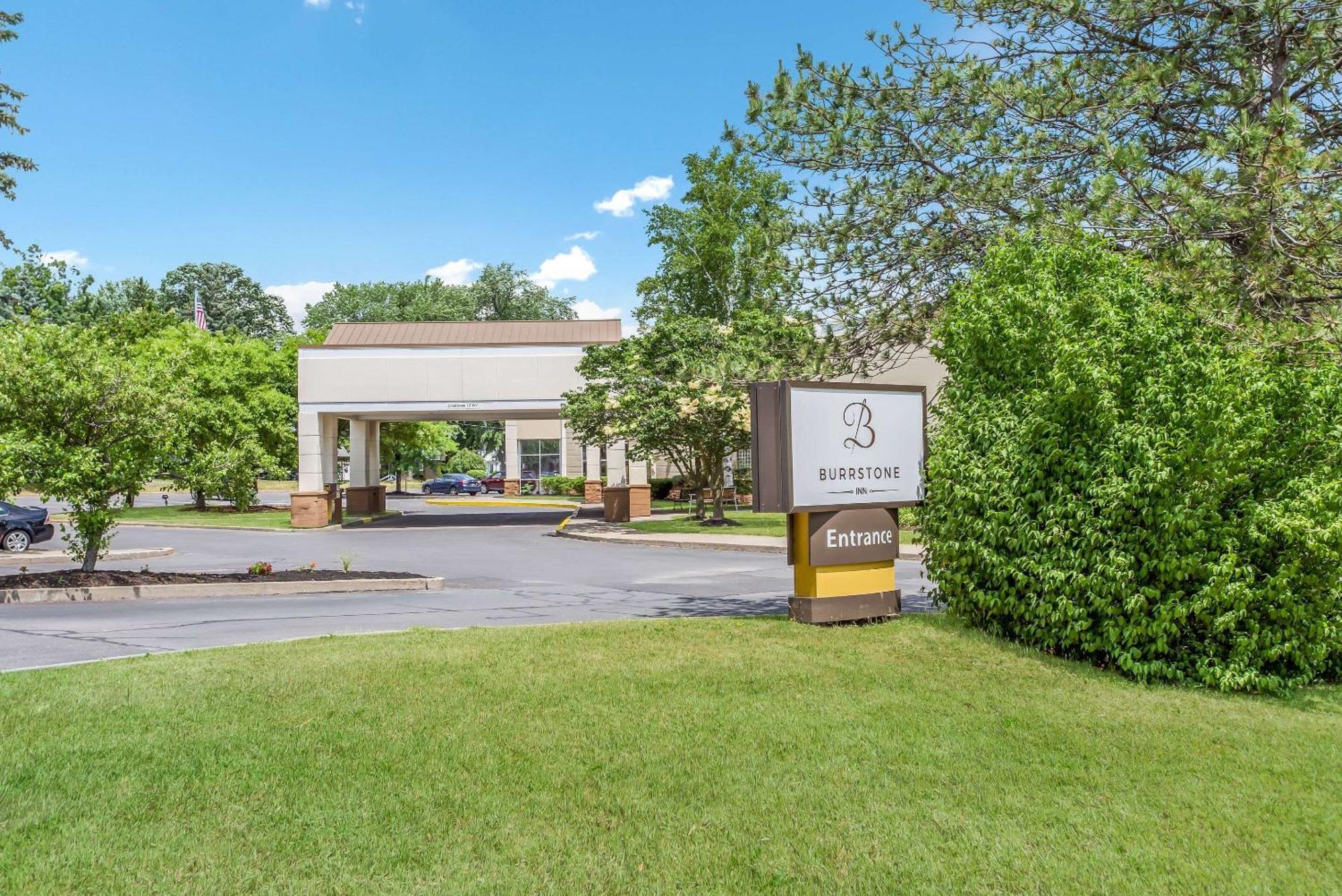 Burrstone Inn, Ascend Hotel Collection New Hartford Exterior foto